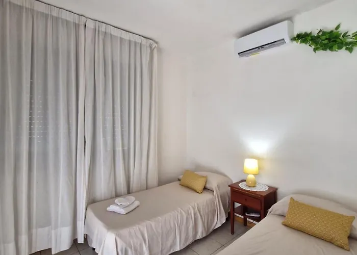 Angela S Corner Apartament *